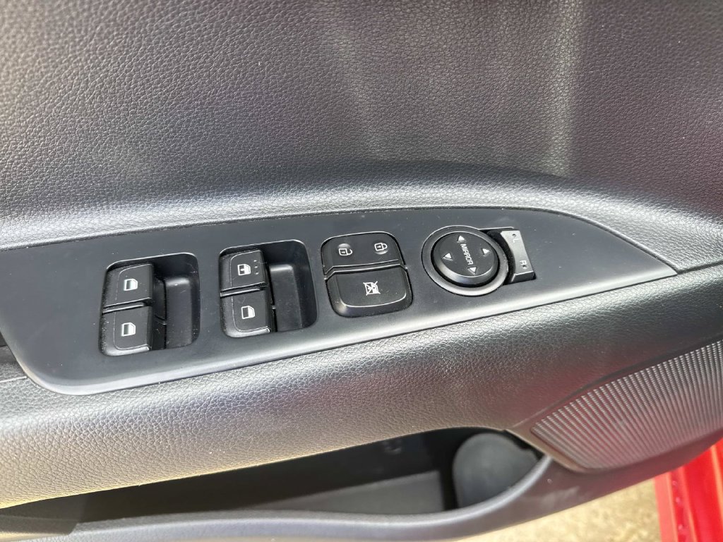 Used 2023 Kia Rio S FWD image 25