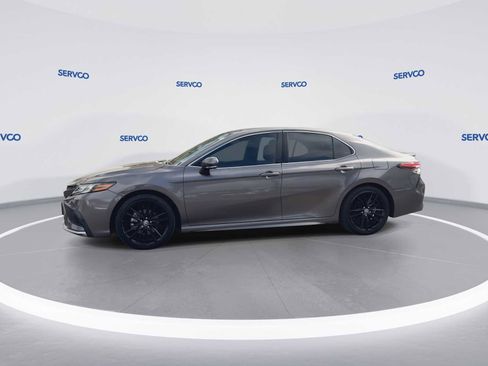 Used 2023 Toyota Camry XSE FWD image 4