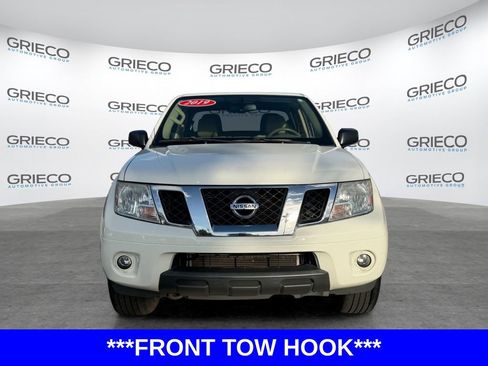 Used 2019 Nissan Frontier SV w/ Value Truck Package AWD/4WD image 2
