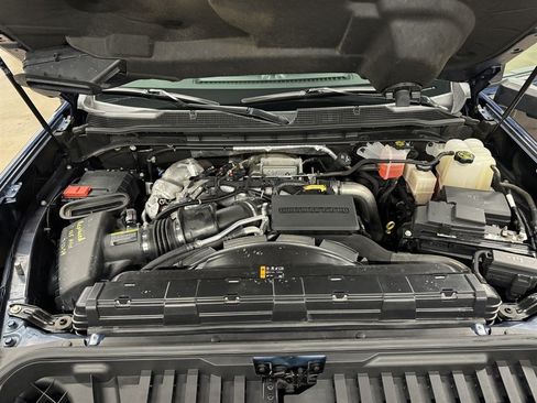 Used 2023 Chevrolet Silverado 2500 LTZ AWD/4WD image 38
