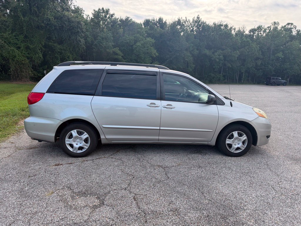 Used 2006 Toyota Sienna CE FWD image 8
