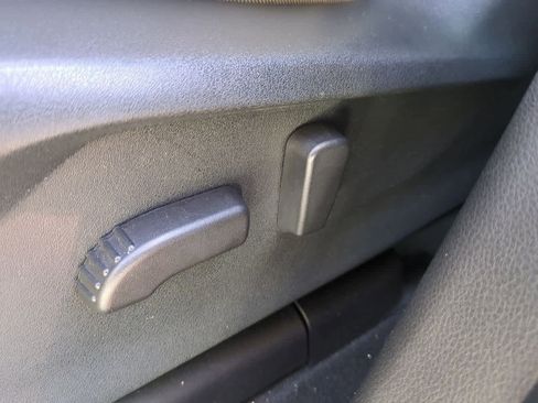 Certified 2025 Subaru Ascent Premium w/ Premium Package image 16