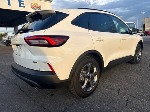 Used 2025 Ford Escape ST-Line w/ Equipment Group 301A FWD image 5