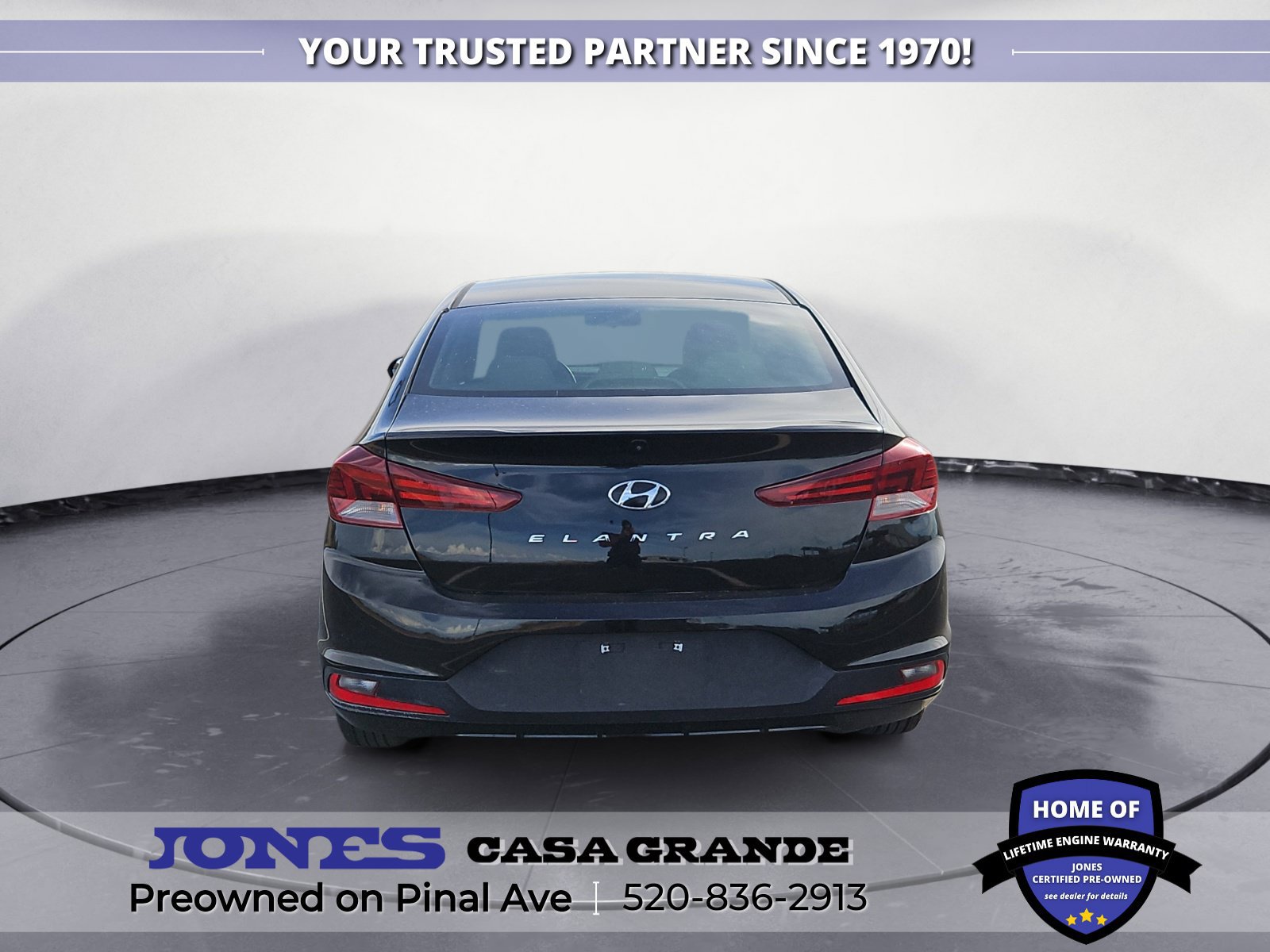 Used 2020 Hyundai Elantra SE FWD image 5