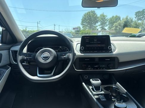 Used 2023 Nissan Rogue SV AWD/4WD image 23