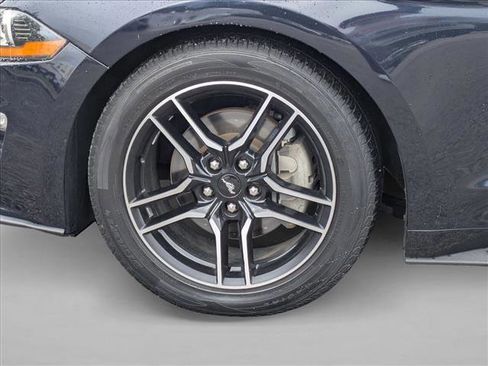 Used 2021 Ford Mustang Premium image 9