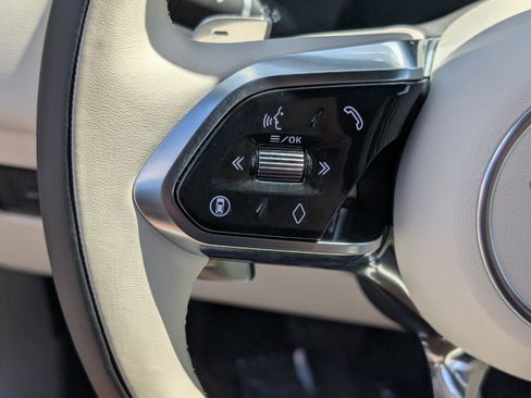 Used 2025 Jaguar F-PACE R-Dynamic S image 35