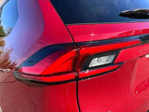 Used 2024 Toyota Grand Highlander XLE image 35