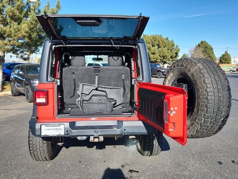 Used 2020 Jeep Wrangler Sport image 34