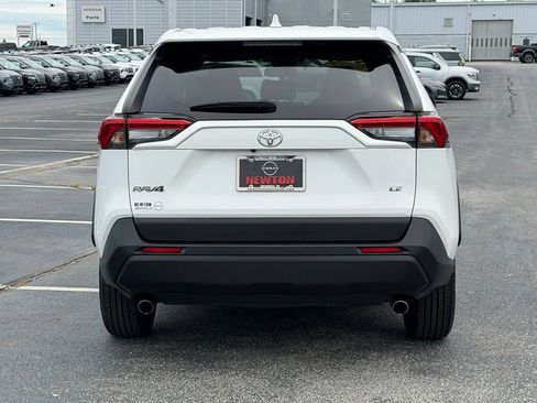 Used 2023 Toyota RAV4 LE FWD image 6