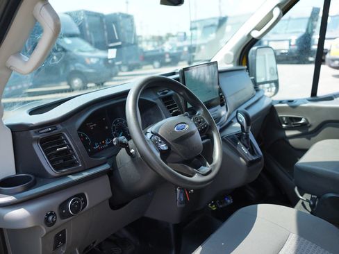 Used 2021 Ford Transit 250 148 High Roof Extended w/ Parcel Delivery Package RWD image 17