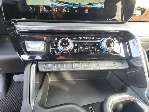 New 2026 GMC Sierra 3500 Denali Ultimate image 25