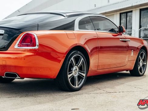 Used 2015 Rolls-Royce Wraith RWD image 61