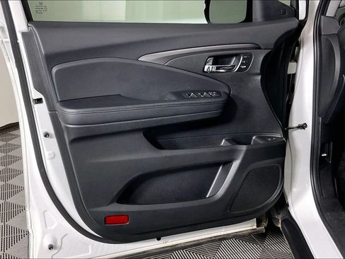 Used 2021 Honda Pilot Special Edition image 22
