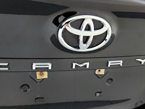 Certified 2023 Toyota Camry XLE FWD image 14