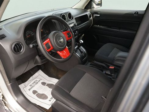 Used 2016 Jeep Patriot Sport w/ Power Value Group FWD image 8
