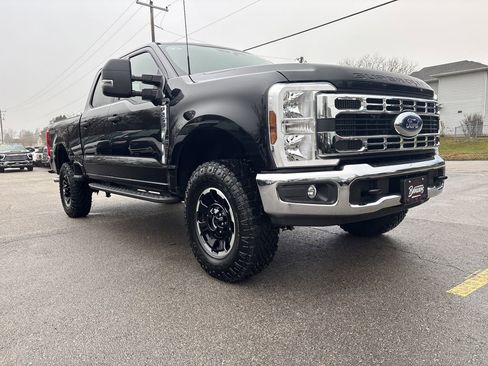 New 2026 Ford F250 XLT w/ Tremor Off-Road Package image 3