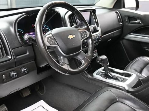 Used 2020 Chevrolet Colorado LT w/ Redline Special Edition AWD/4WD image 14
