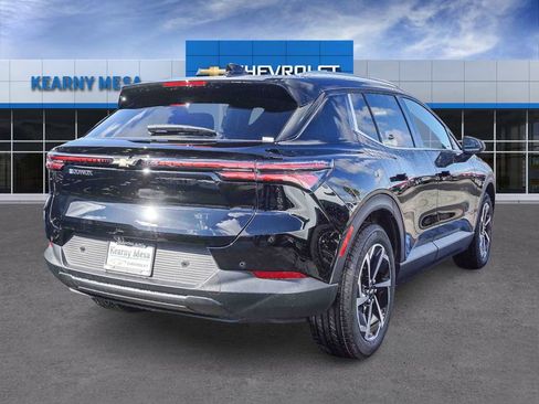 New 2026 Chevrolet Equinox EV LT FWD image 6