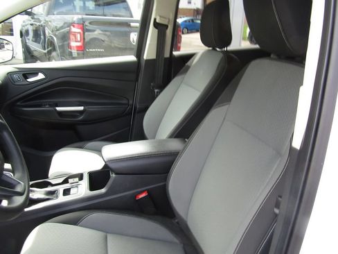 Used 2019 Ford Escape SE AWD/4WD image 16