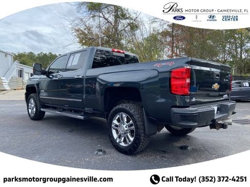 Used 2017 Chevrolet Silverado 2500 High Country w/ Duramax Plus Package image 6