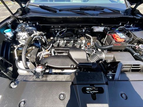 Used 2023 Honda CR-V EX-L image 9