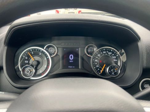 Used 2021 RAM 2500 Big Horn AWD/4WD image 38