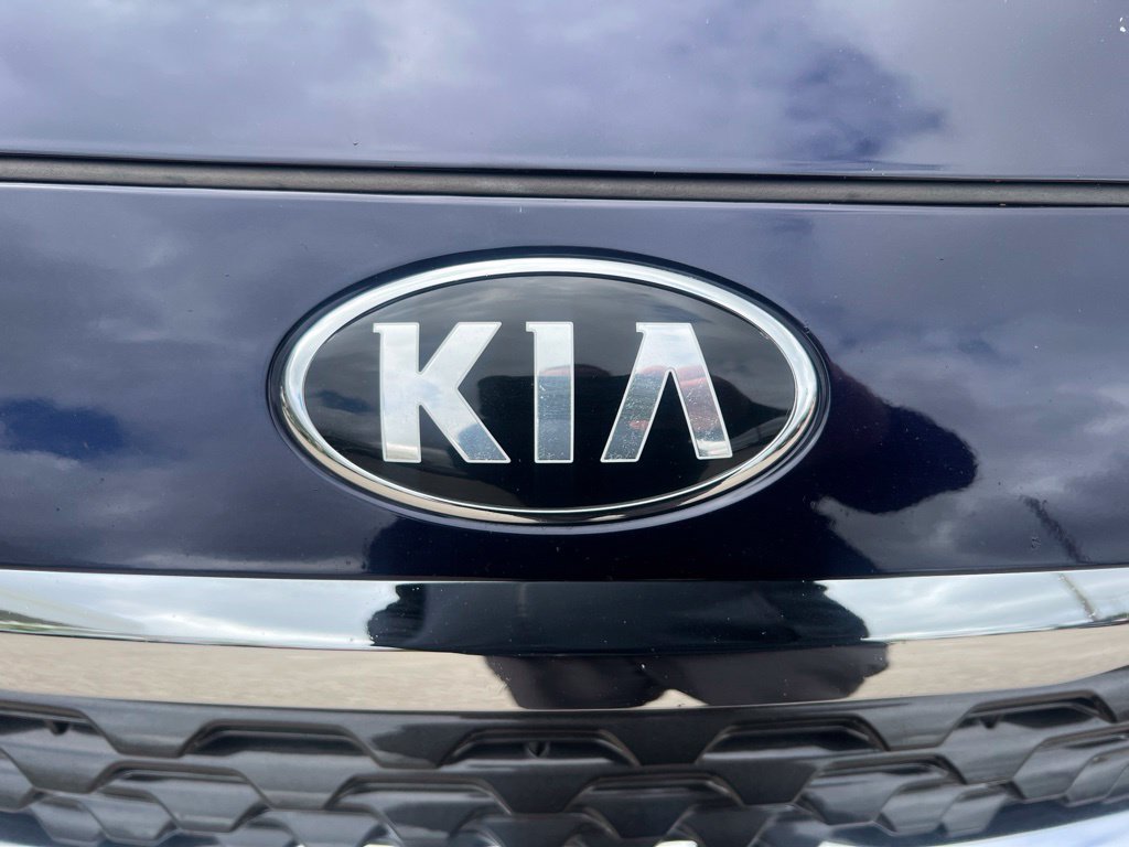 Used 2019 Kia Sedona EX FWD image 27