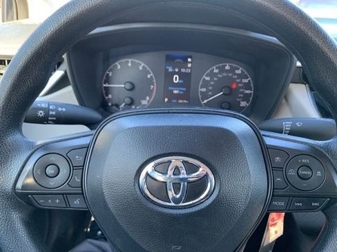 Certified 2025 Toyota Corolla LE image 14