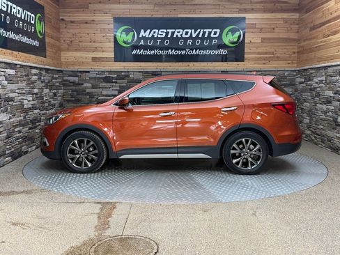 Used 2017 Hyundai Santa Fe Sport image 6
