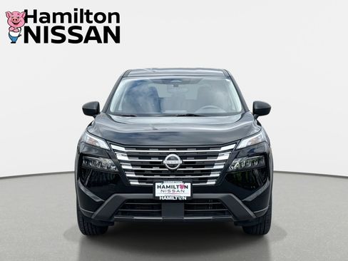 Used 2024 Nissan Rogue S image 6