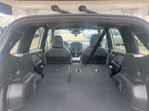 Used 2025 Subaru Forester Sport image 9