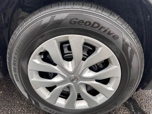 Used 2020 Nissan Rogue S AWD/4WD image 31