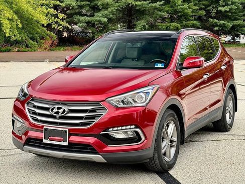 Used 2017 Hyundai Santa Fe Sport w/ 2.4L Tech Package 04 AWD/4WD image 3