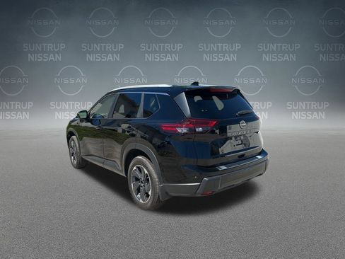 Used 2025 Nissan Rogue SV w/ SV Premium Package FWD image 37