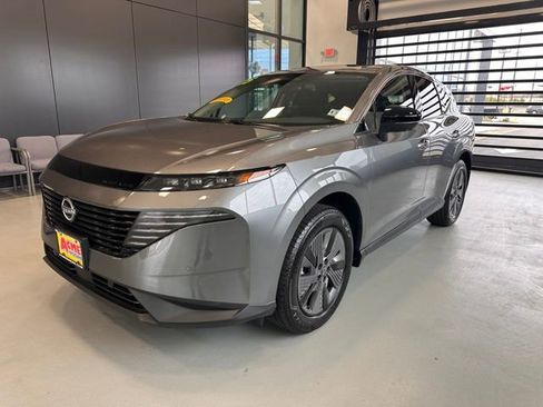 Certified 2025 Nissan Murano SL AWD/4WD image 1