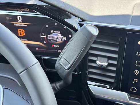 New 2026 GMC Sierra 1500 Elevation AWD/4WD image 13