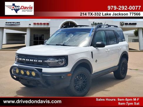 Used 2022 Ford Bronco Sport Outer Banks w/ Tech Package AWD/4WD image 1
