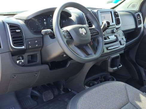New 2026 RAM ProMaster 2500 w/ Quick Order Package 22G SLT image 6