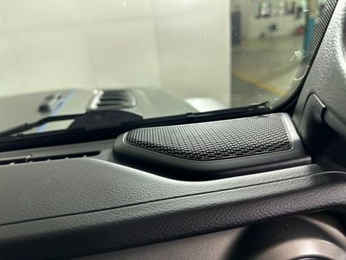 Used 2023 Jeep Wrangler Unlimited Rubicon 4xe image 28