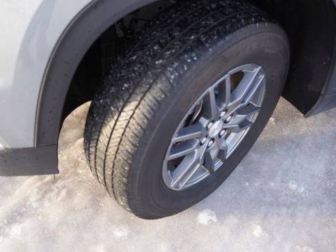 Certified 2025 GMC Acadia Elevation image 14