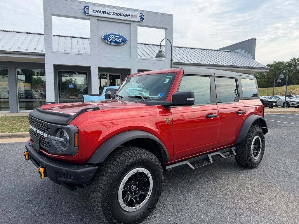 Certified 2023 Ford Bronco Badlands w/ Sasquatch Package AWD/4WD image 1