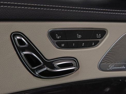 Used 2018 Mercedes-Benz S 560 4MATIC Sedan image 8
