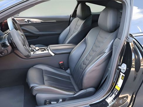 Used 2023 BMW M850i xDrive Coupe w/ M Carbon Exterior Package AWD/4WD image 11