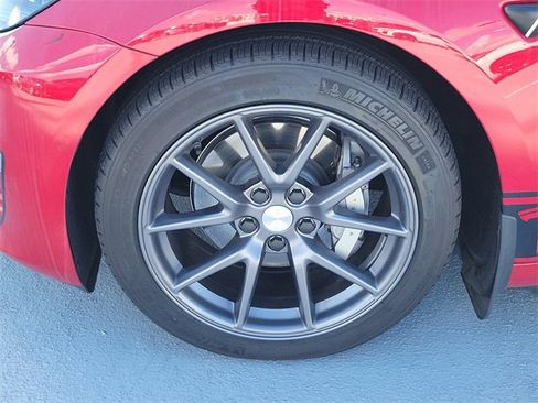 Used 2021 Tesla Model 3 Standard Range Plus image 11