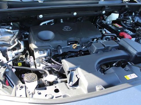 Certified 2022 Toyota RAV4 XLE FWD image 59