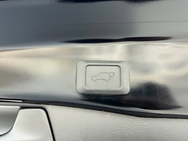 Certified 2024 Toyota RAV4 SE w/ Convenience Package AWD/4WD image 14