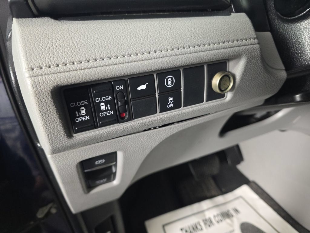 Used 2023 Honda Odyssey EX-L image 13