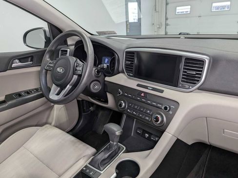 Used 2020 Kia Sportage LX image 42