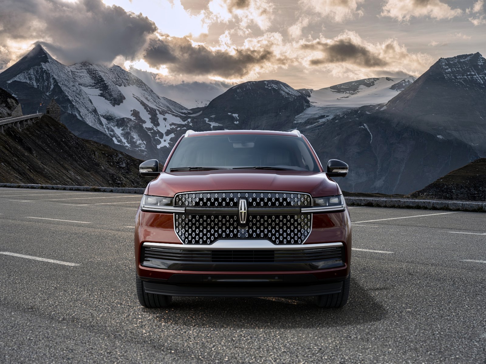 New 2027 Lincoln Navigator Reserve AWD/4WD image 6